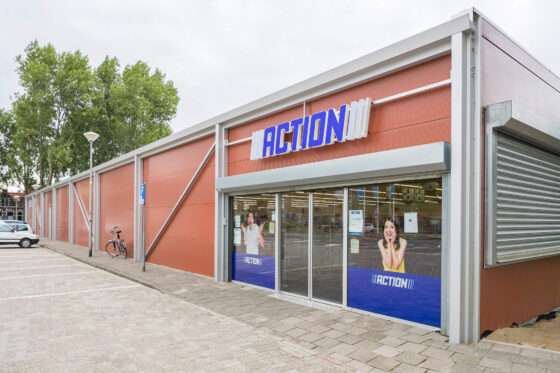 Neptunus-Flexolution-Action-Haarlem-tymczasowy-sklep