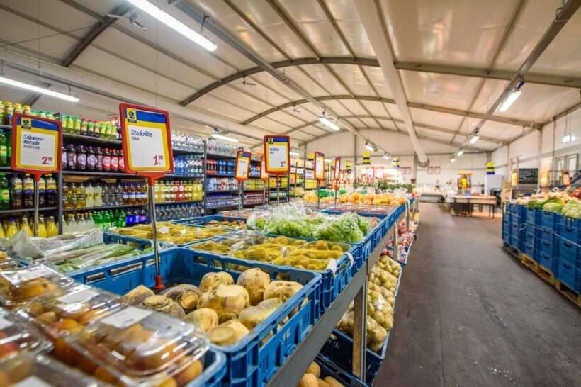 Neptunus-Alure-Globe-2-Bruder-Venlo-Temporary-Supermarket